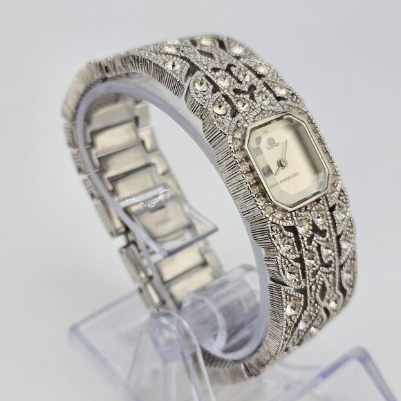 Jennifer Lopez Women Watch 20MM Crystal Accent Gray Dial Bracelet 6\
